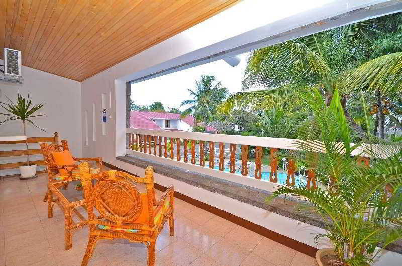 Flowers Of Paradise With Lov Mont-Choisy Exterior photo