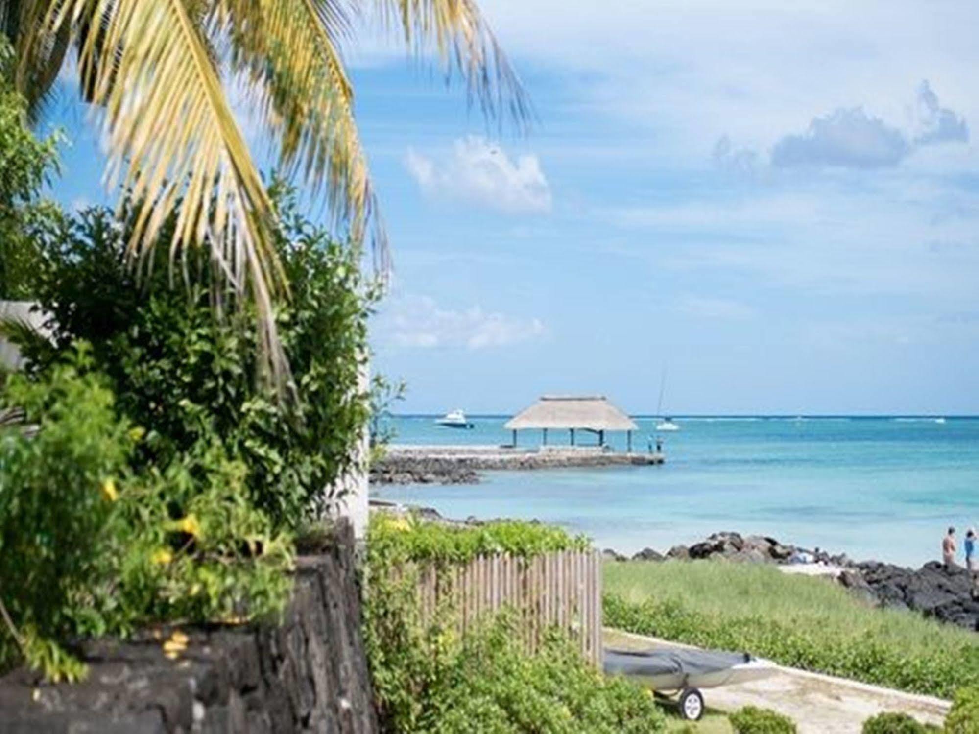 Flowers Of Paradise With Lov Mont-Choisy Exterior photo