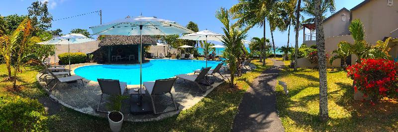 Flowers Of Paradise With Lov Mont-Choisy Exterior photo